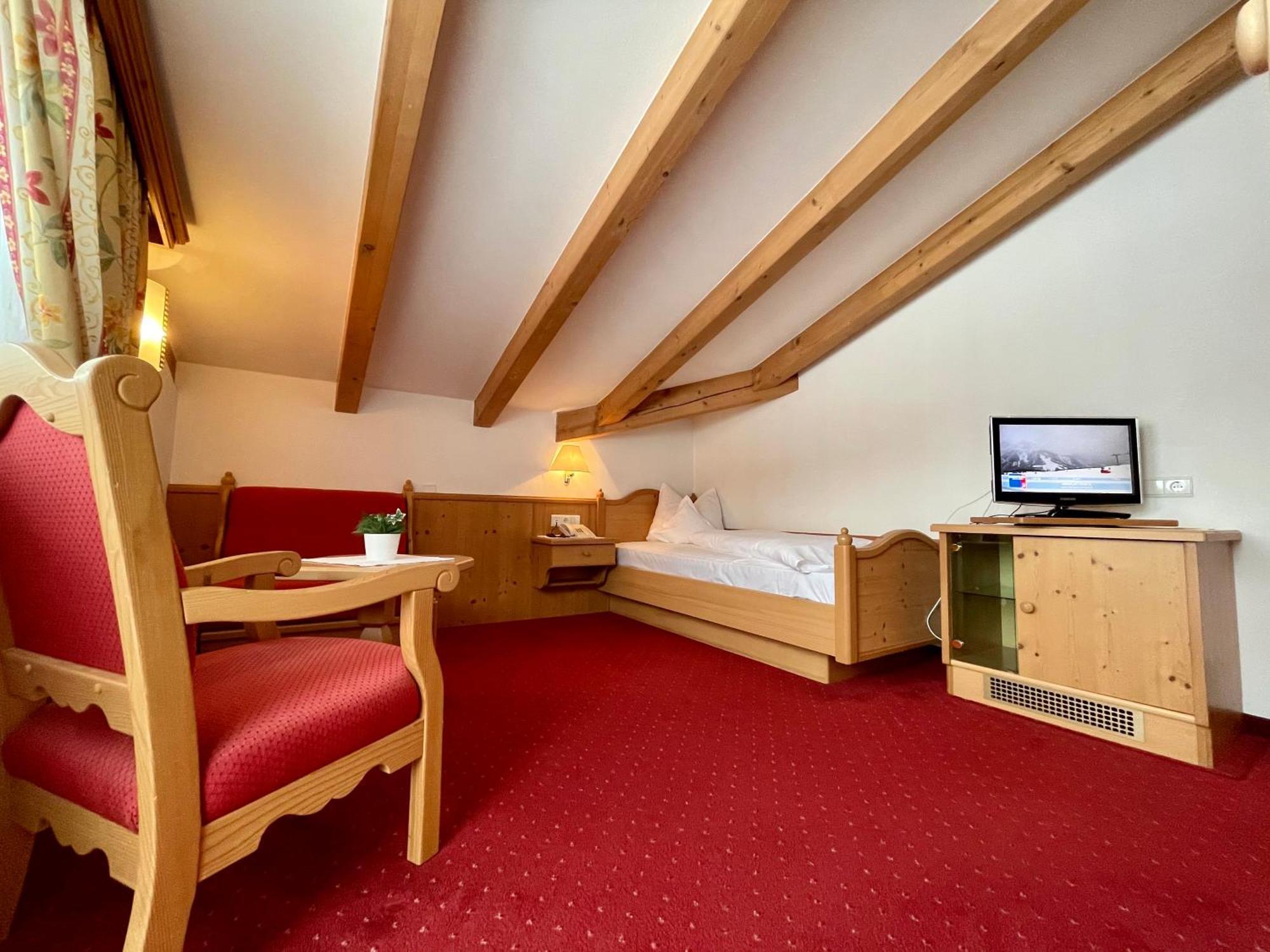 Hotel Heinz Брунико Экстерьер фото